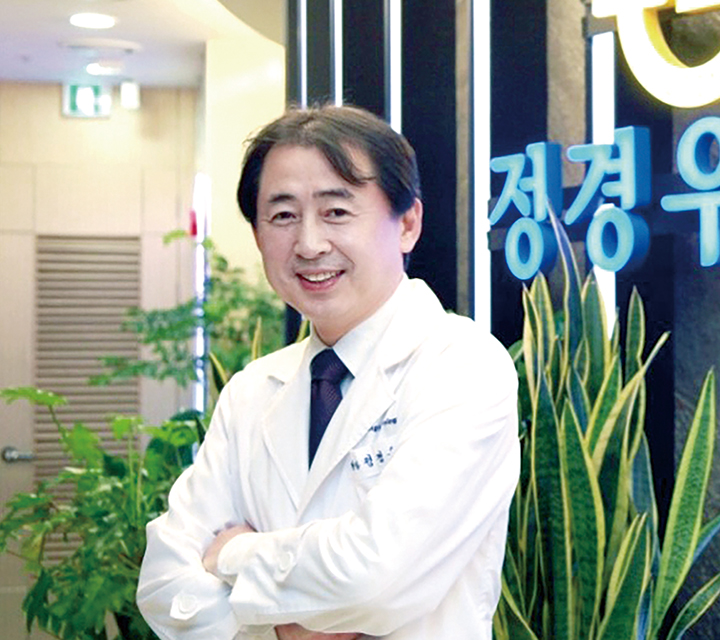 정경우 스마일정경우비뇨기과 원장 사진
