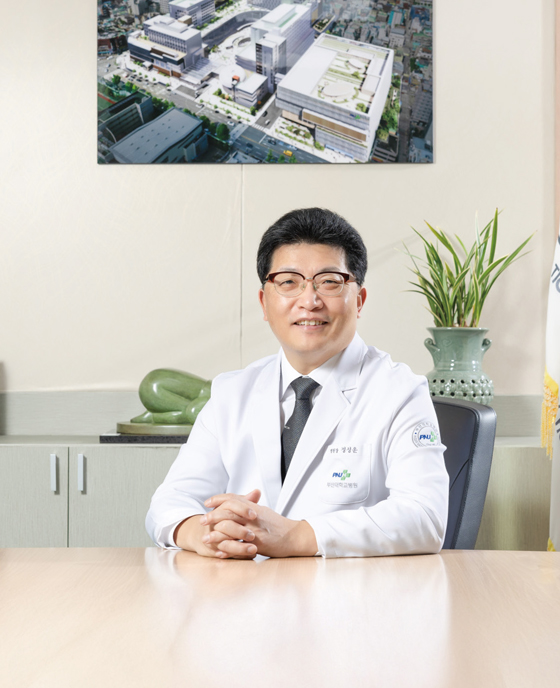 부산대학교병원장 정성운